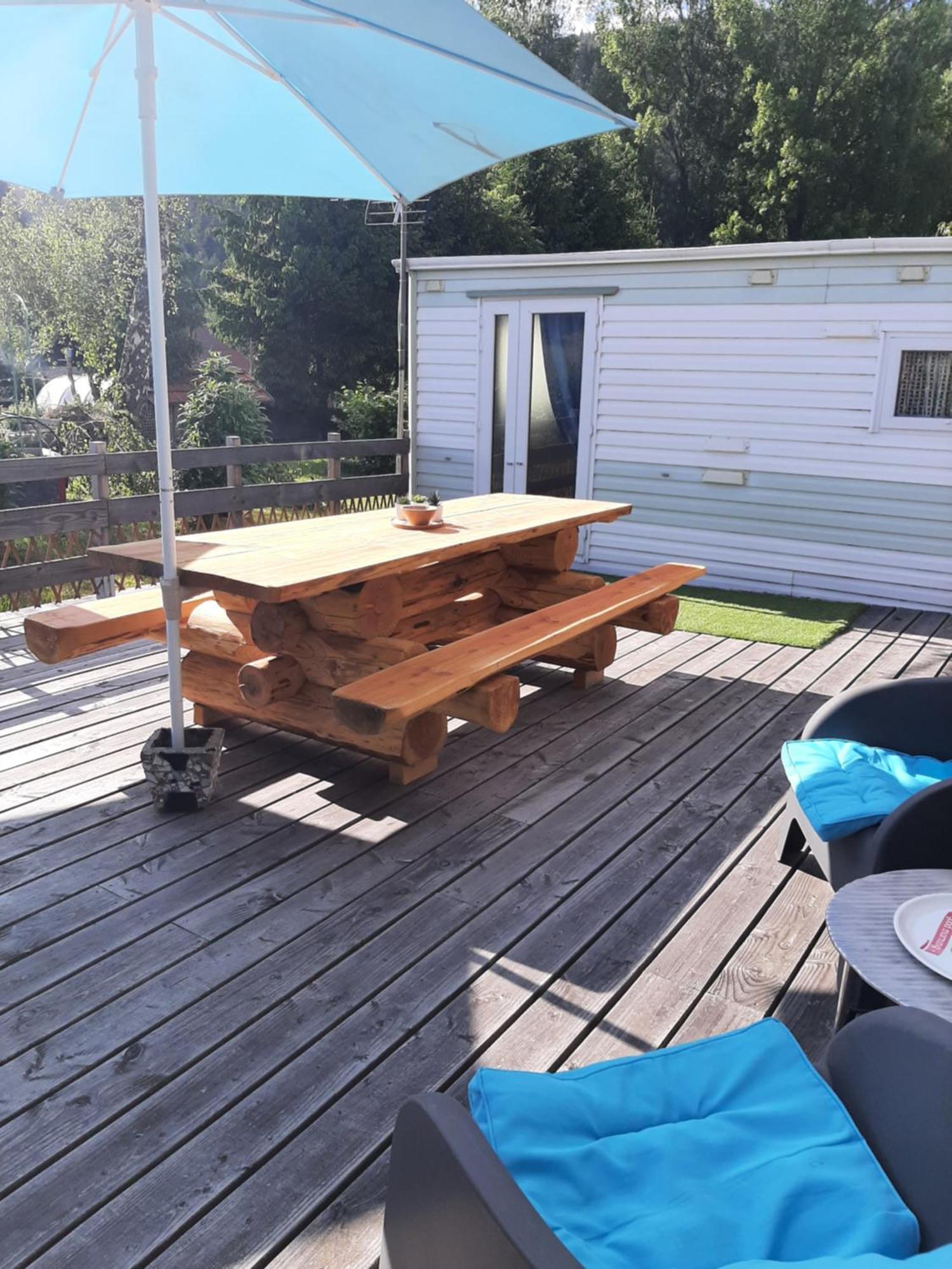Gites, Les Jonquilles, Le Sagard Et Bungalow Les Brimbelles, Nature Et Detente La Houssiere Exterior photo